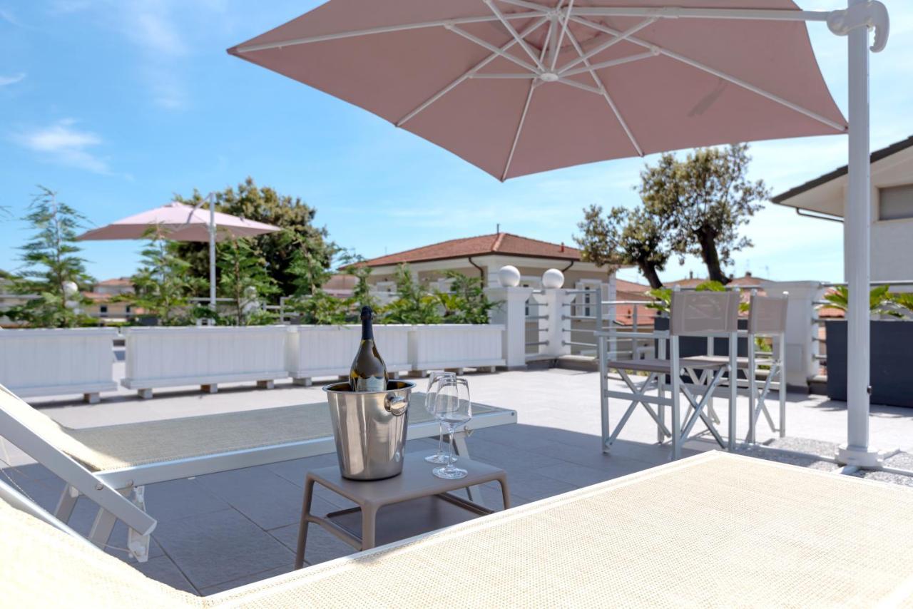 Lido Luxury Villas Lido di Camaiore Extérieur photo