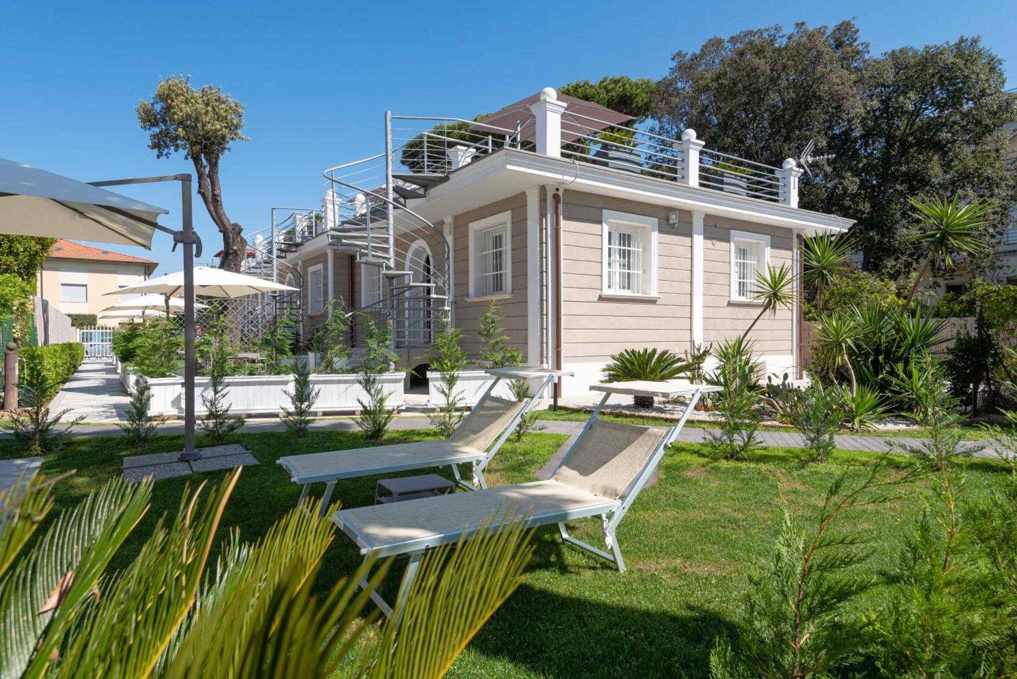 Lido Luxury Villas Lido di Camaiore Extérieur photo